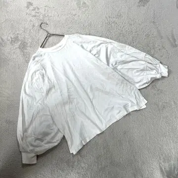 [페이지 보이] (F) 래글런 벌룬 슬리브 상의 화이트 캐주얼