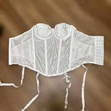 B70 브라이덜 이너 시로하토 코르셋 스타일 뷔스티에 화이트