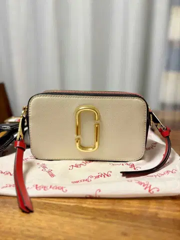 MARC JACOBS 더 스냅샷 숄더백 스트랩 포함
