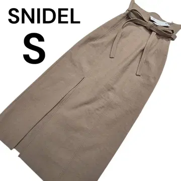 새상품 스나이델 베이지 슬릿 타이트 스커트 S 택 포함