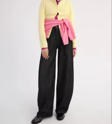 ZARA 데님풍 다트 팬츠