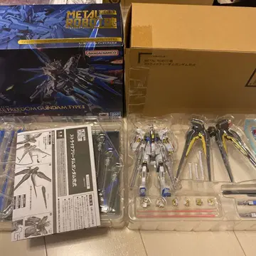 메탈 로봇혼 스트라이크 프리덤식 프라우드 디펜더 세트