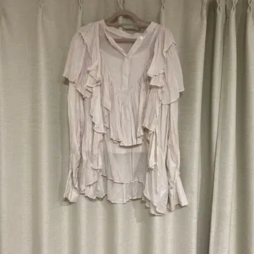 SNIDEL 바리에프릴 레이어드 블라우스