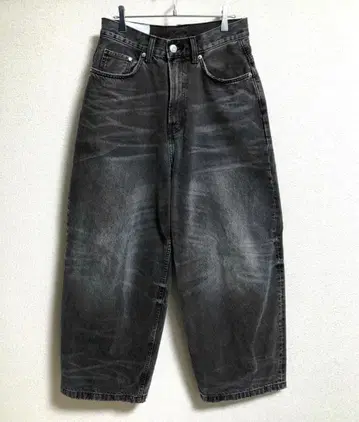 [ 레어 사이즈 ] H&M 슈퍼 배기 데님 28/30 블랙 그레이