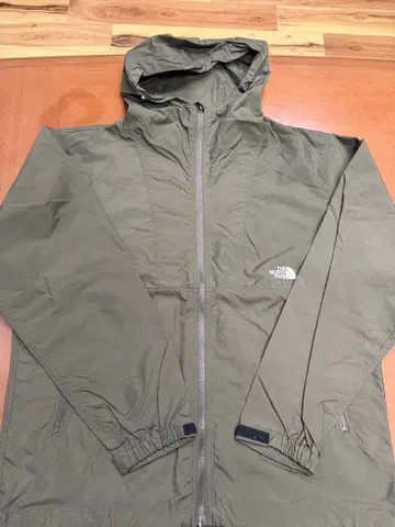 THE NORTH FACE 후드 부착 나일론 자켓