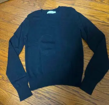 가격 인하 캘빈클라인 긴팔 니트 블랙 Calvin Klein 스웨터