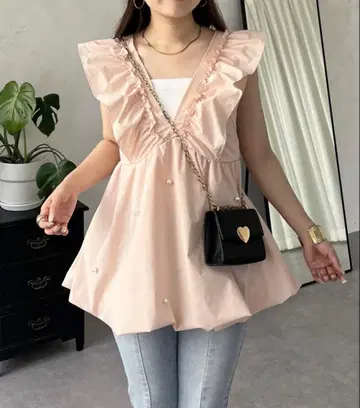 prose verse 프릴 V넥 펄 장식 벌룬 베스트