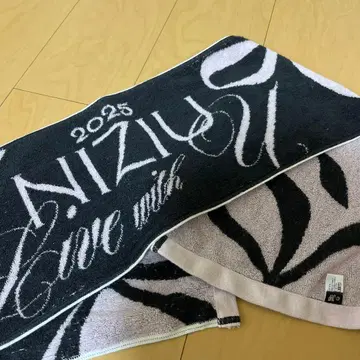 NiziU 2025 라이브 타월 리본