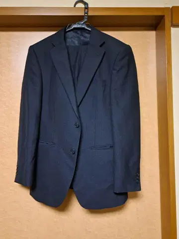네이비 비즈니스 정장 2버튼