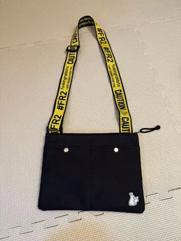 숄더백 블랙 #FR2