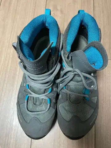 montbell 트레킹 슈즈 22.0cm