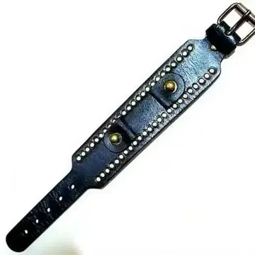 스팀펑크 / 비트 장식 가죽 팔찌 / 러그 20mm 손목시계 / 블랙