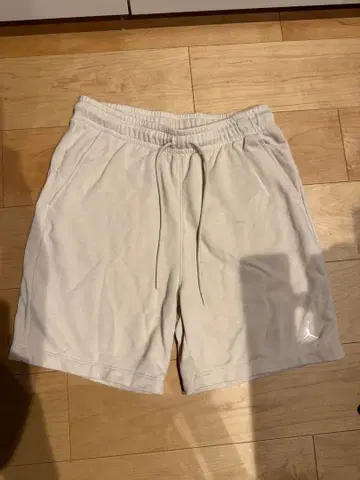 조던 베이지 숏팬츠 L 사이즈