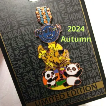 하드록 카페 우에노점 팬더 핑 배지