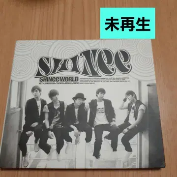 SHINee THE FIRST ALBUM [ SHINee WORLD ]