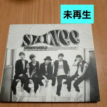 SHINee THE FIRST ALBUM [ SHINee WORLD ]