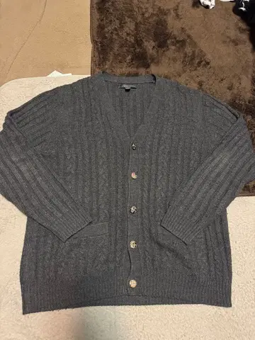 새상품급 crofft & barrow 그레이 가디건 M