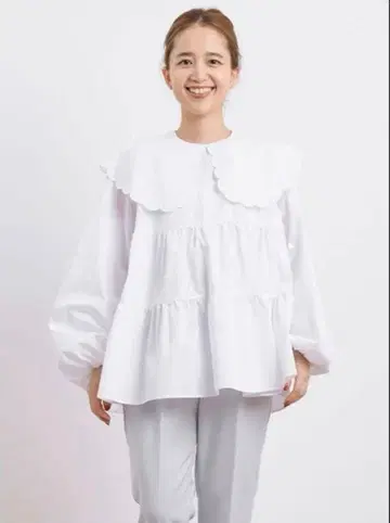 yori 요리 스캘럽 롱 슬리브 블라우스 티어드 블라우스 화이트