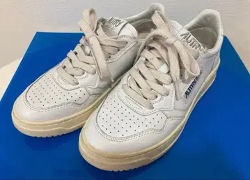 [AUTRY] 오토 리 MEDALIST 스니커즈 37