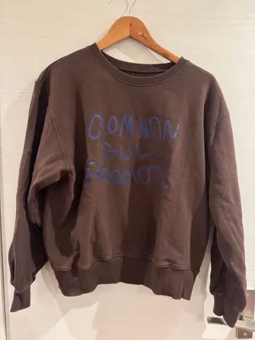 COMMON GULL PRODUCTS 맨투맨 브라운
