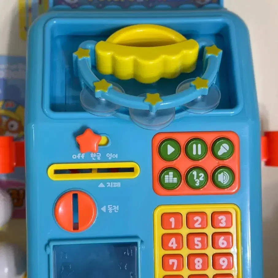 Pororo Coin Karaoke (Main unit in good condition, 2 microphones unused!)  #뽀로로노래방,#뽀로로,#노래방장난감 on Bunjang Global Site.