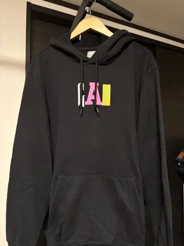 GAP 컬러풀 로고 후드티 M 사이즈 블랙