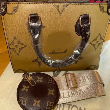 숄더백 핸드백 즉시 구매 댓글 부탁드립니다