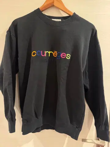 쿠레쥬 맨투맨 트레이닝복