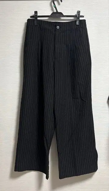 스트라이프 블랙 슬랙스 L 사이즈