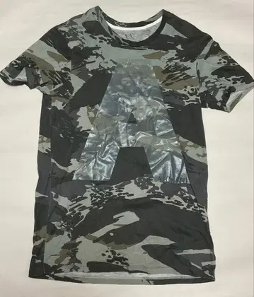 ARMANI 아르마니 AX 카모 패턴 T셔츠 S사이즈 구제 의류 레어