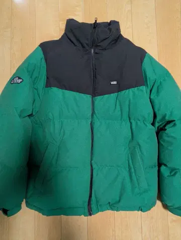 VANS 다운 자켓