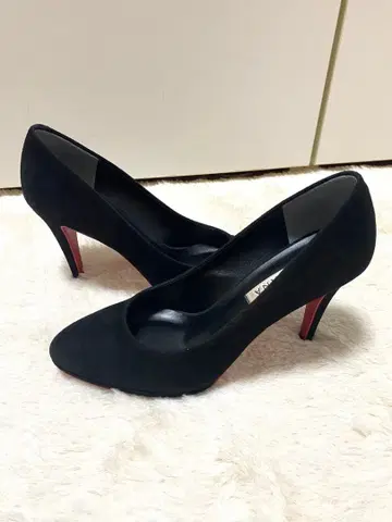 DIANA 블랙 스웨이드 하이힐