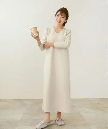 [ Liala x PG ] 종이상자 니트 소매 턱 원피스