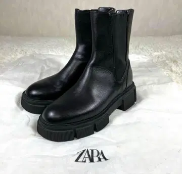 ZARA 블랙 사이드 고어 부츠 38 트랙 밑창
