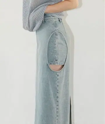 CLANE/클라네 CIRCLE CUT LAYERED DENIM SKIRT