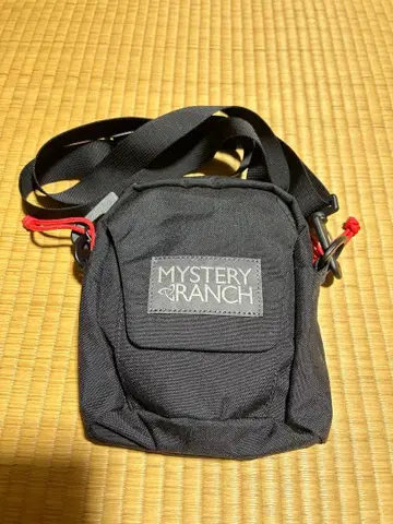 미스터리 랜치 바디백 블랙