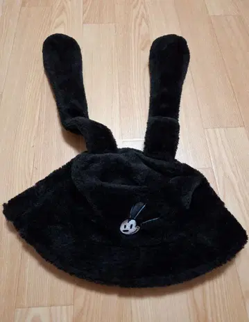 [ 디즈니 ] 오즈왈드 귀 달린 버킷햇 블랙