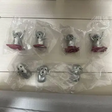 제일복권 죠죠의 기묘한 모험 I상 메탈리카 세트