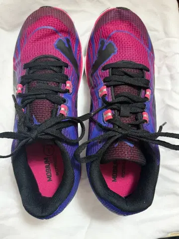 Puma 러닝화 보라색/핑크 24.0cm