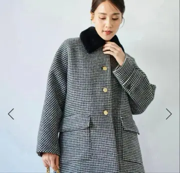 새상품급 로페 노카라 에코 퍼 탈착식 옷깃 멜톤 A라인 미들 코트