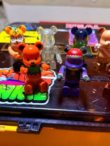 베어브릭 피규어 세트 다수