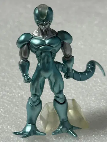 메탈 쿠우라 (리뉴얼 컬러 ver.) [ HG 드래곤볼 개 SP