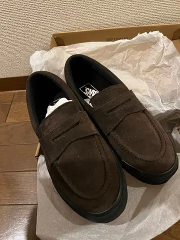 [ 한 번 짧게 착용 ] VANS 로퍼