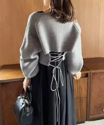 NICE CLAUP WEB 한정판 전 골격 우승 원피스 블랙 그레이