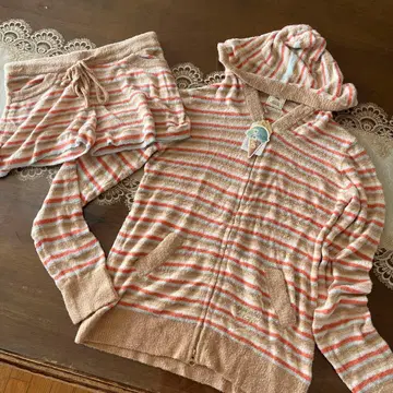 새상품 택 미사용 젤라또피케 상하의 셋업 GELATO PIQUE