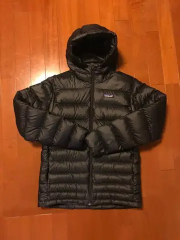 새상품급 파타고니아 patagonia 하이 로프트 다운 스웨터 후디
