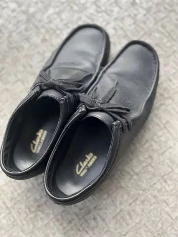 Clarks 왈라비 블랙 가죽