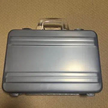 제로 할리버튼 아타셰 케이스 클리어 핸들