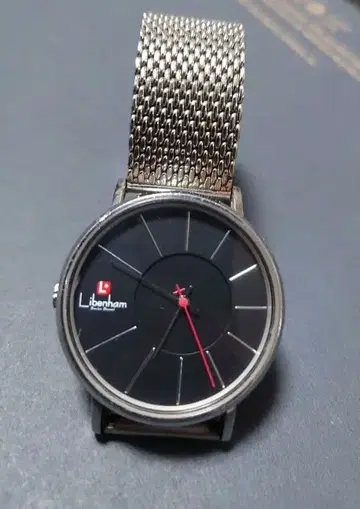 Lebenham 리벤햄 메쉬 수동 와인딩 시계