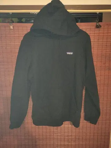 patagonia 블랙 후드 부착 후드티